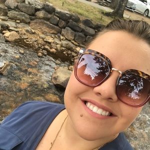 Meet your Posher, Annabelle